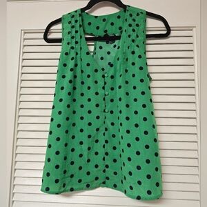 Kylee - Green & Navy Polka-Dot Sleeveless Lightweight Button Top